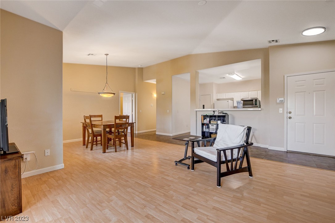 900 Domnus Lane Unit: 202