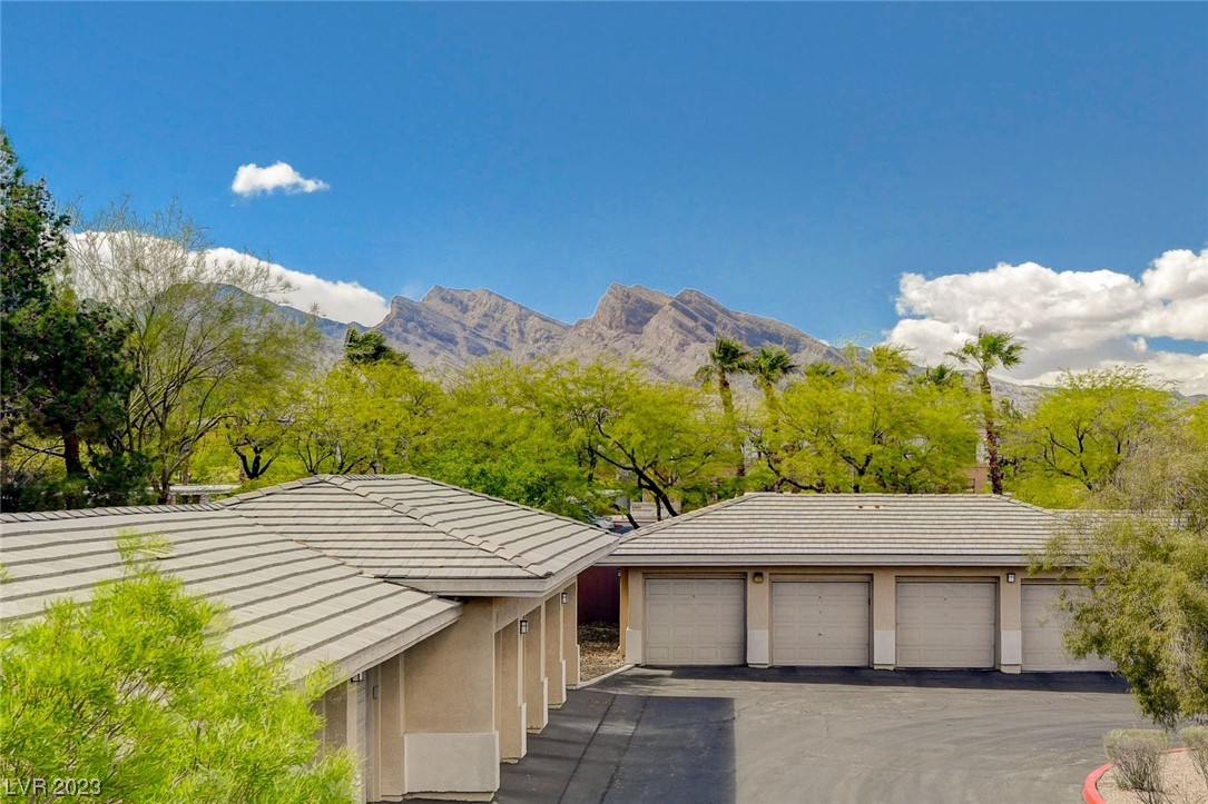 900 Domnus Lane Unit: 202