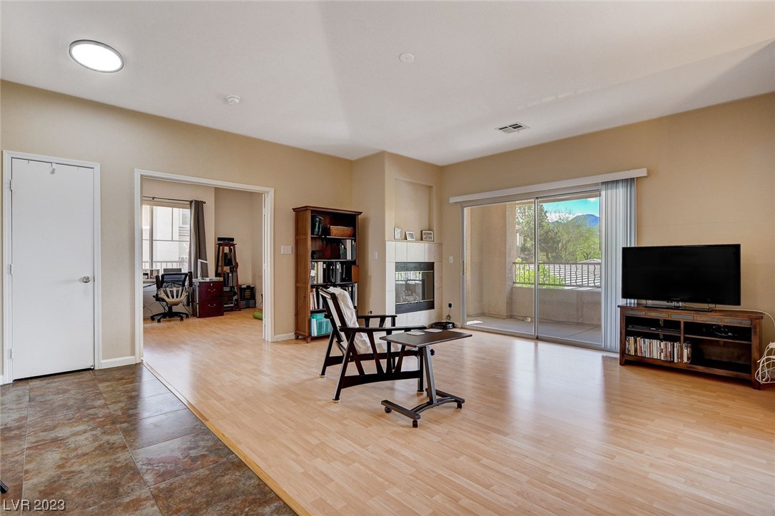 900 Domnus Lane Unit: 202