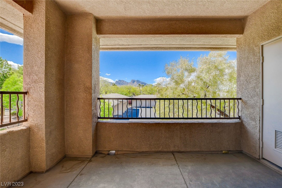 900 Domnus Lane Unit: 202