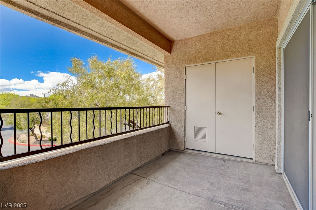 900 Domnus Lane Unit: 202