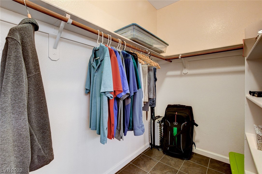 900 Domnus Lane Unit: 202