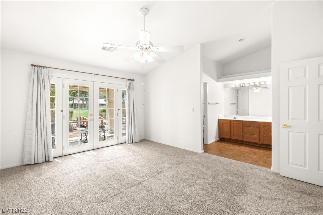 5321 Fountain Palm Street