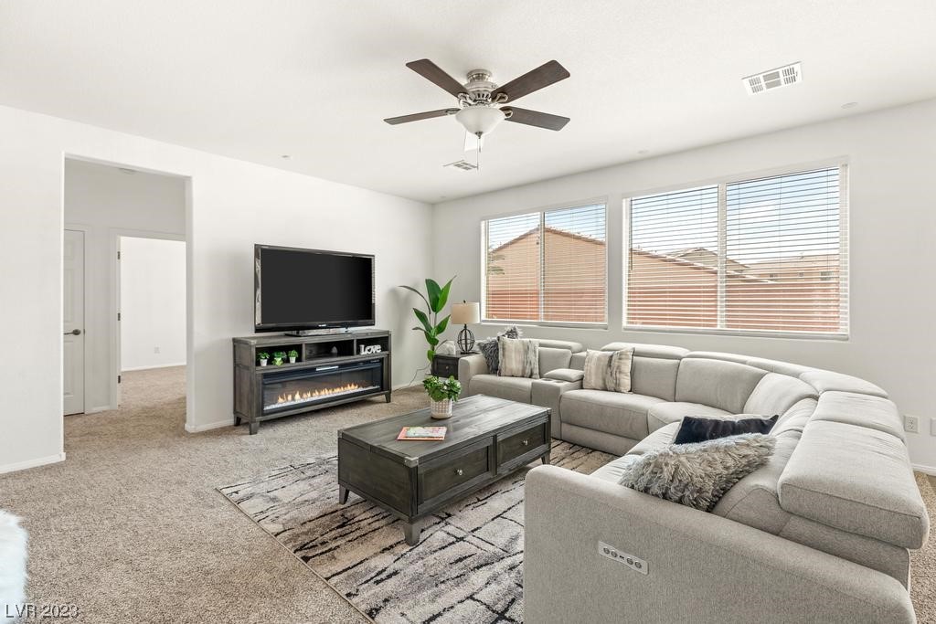 1637 Luna Vista Place
