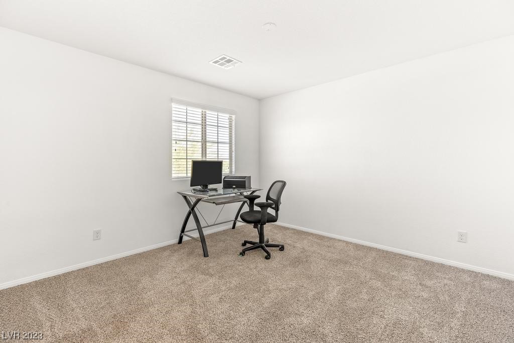 1637 Luna Vista Place