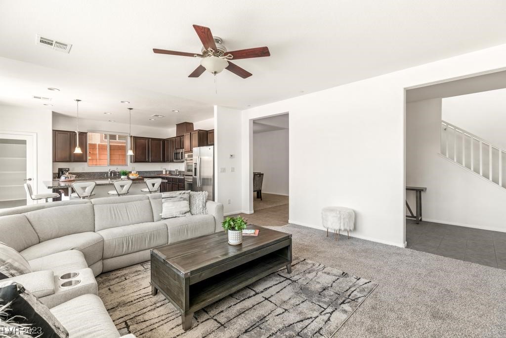 1637 Luna Vista Place