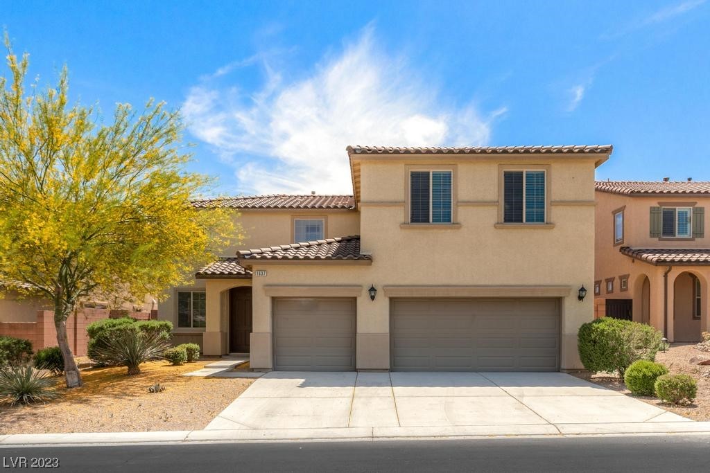 1637 Luna Vista Place