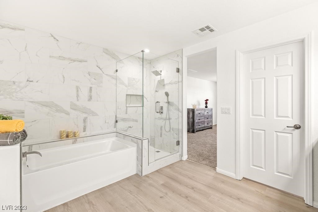 1637 Luna Vista Place