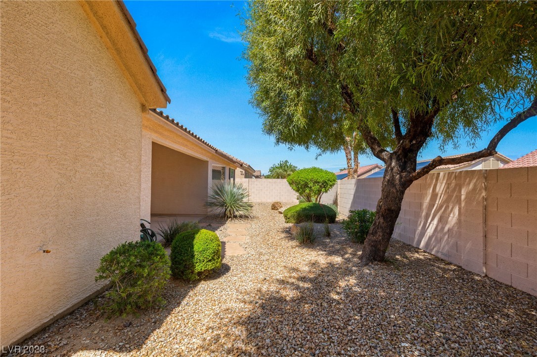 2261 Summerwind Circle