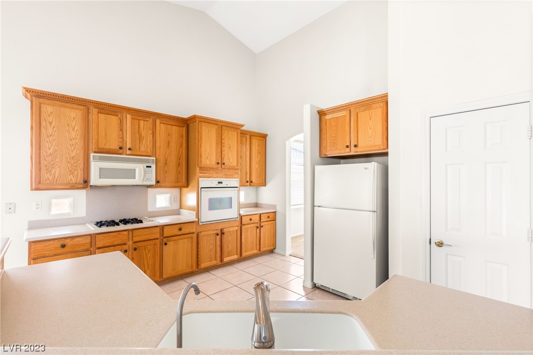 2261 Summerwind Circle