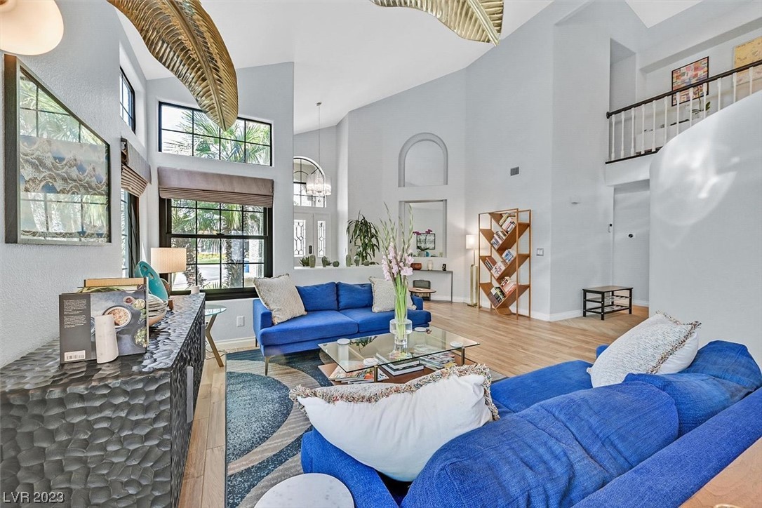 328 Humboldt South Drive
