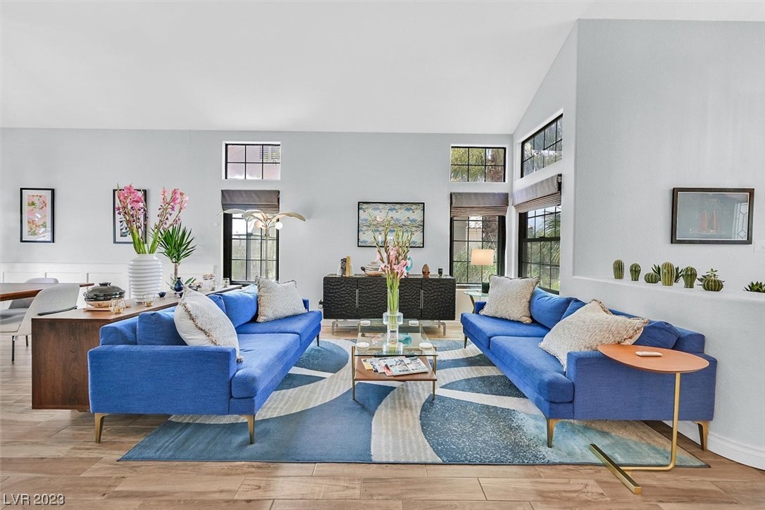 328 Humboldt South Drive