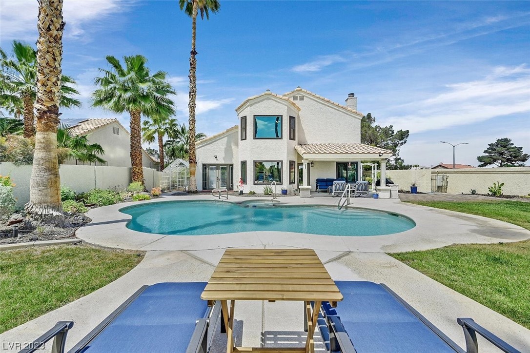 328 Humboldt South Drive