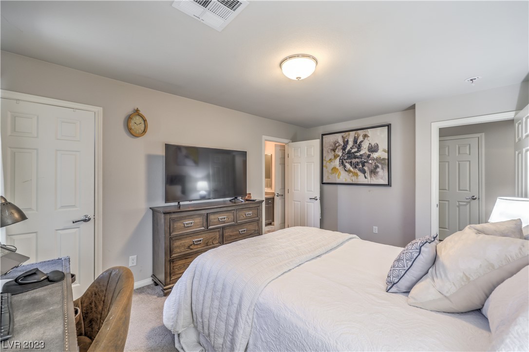 9742 Russian Hill Street