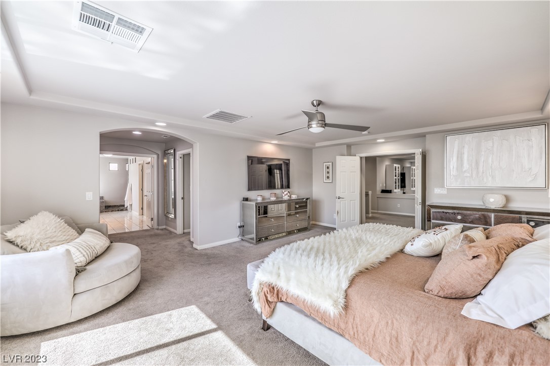 9742 Russian Hill Street