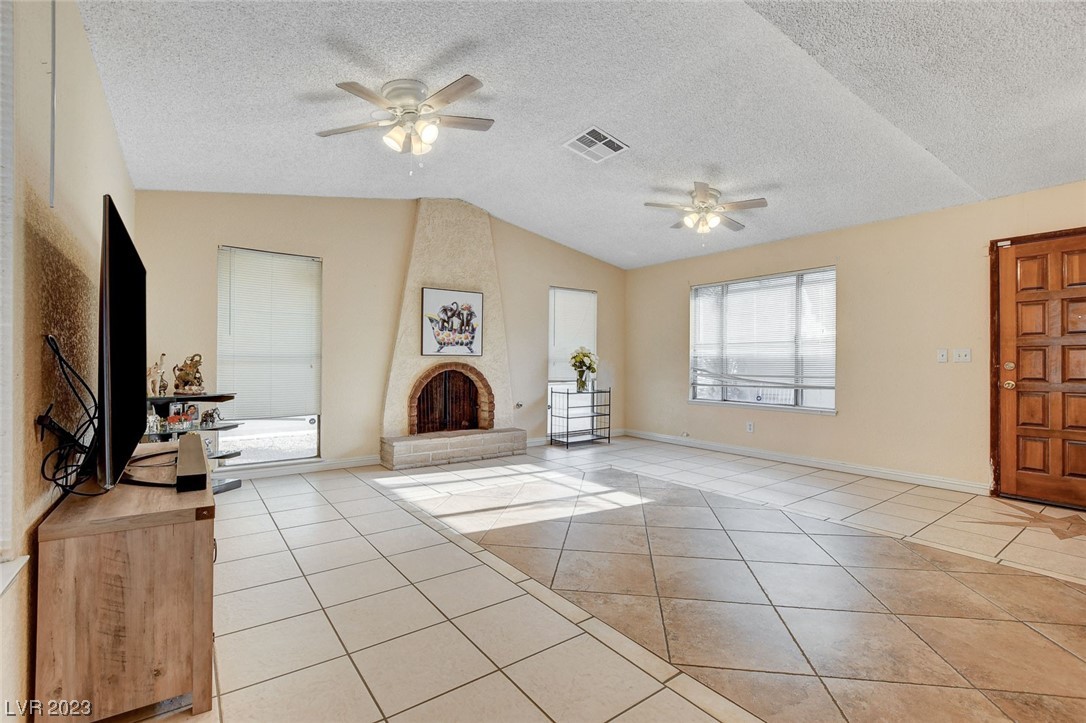 2690 Diamante Circle