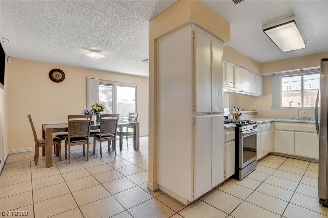 2690 Diamante Circle