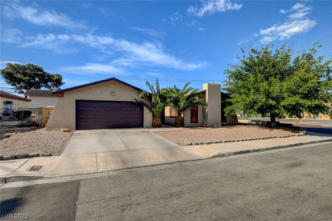 2690 Diamante Circle