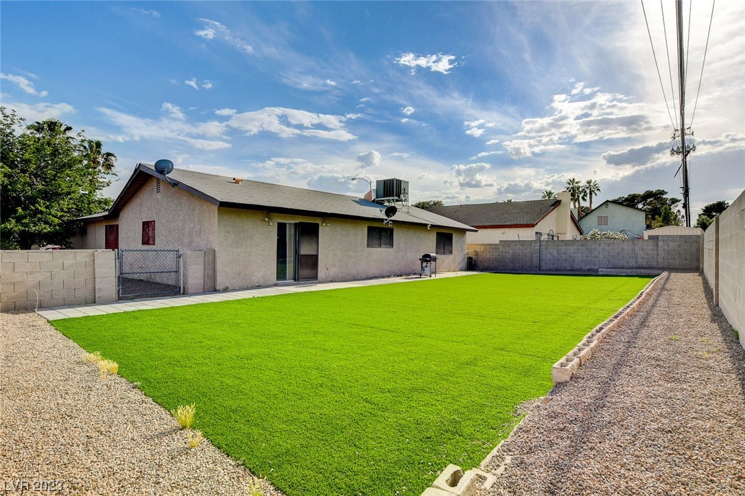 2690 Diamante Circle