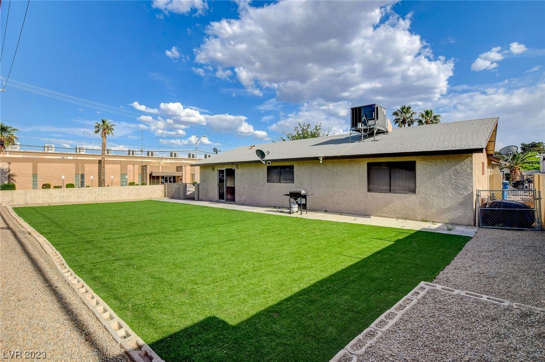 2690 Diamante Circle