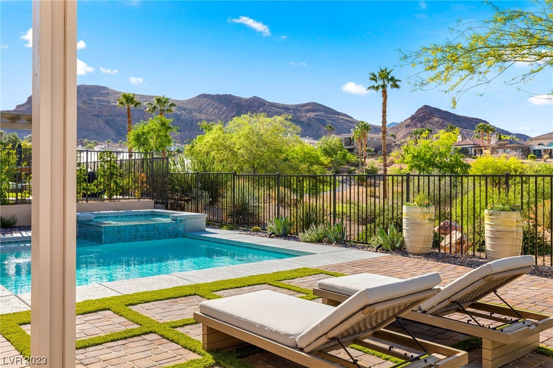 11474 Glowing Sunset Lane