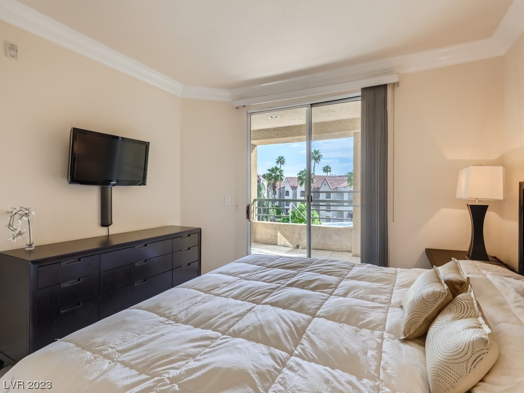 230 E Flamingo Road Unit: 223