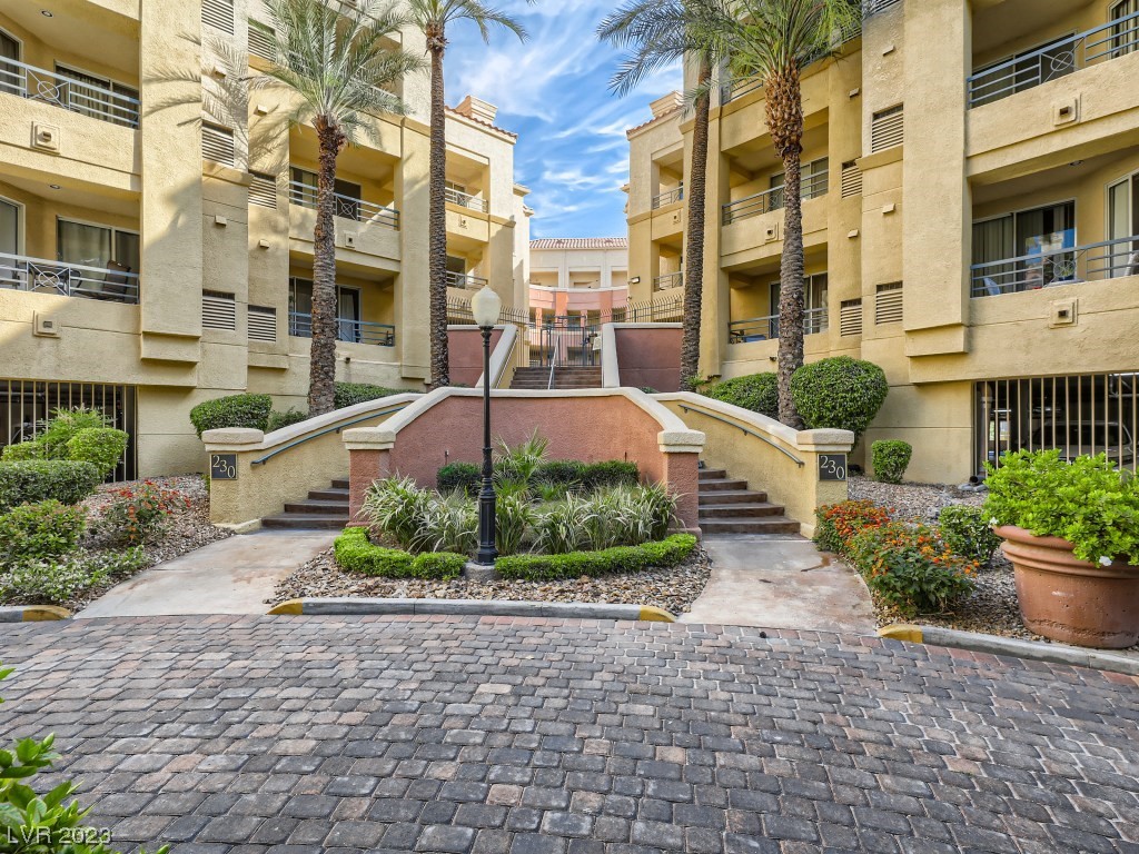230 E Flamingo Road Unit: 223