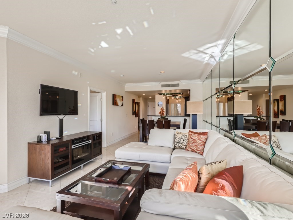 230 E Flamingo Road Unit: 223