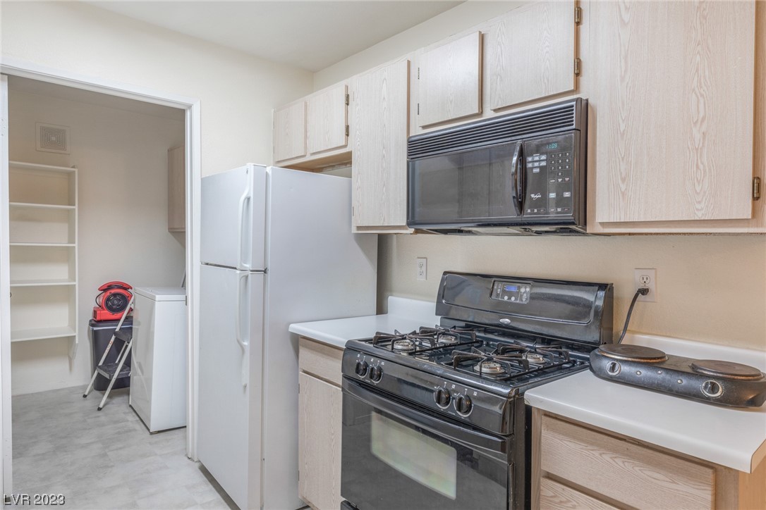 7885 W Flamingo Road Unit: 1035