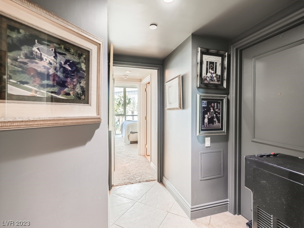 2747 Paradise Road Unit: 305