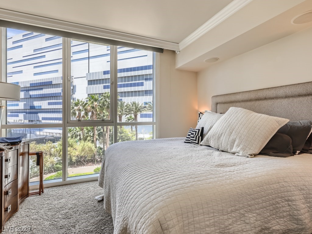 2747 Paradise Road Unit: 305