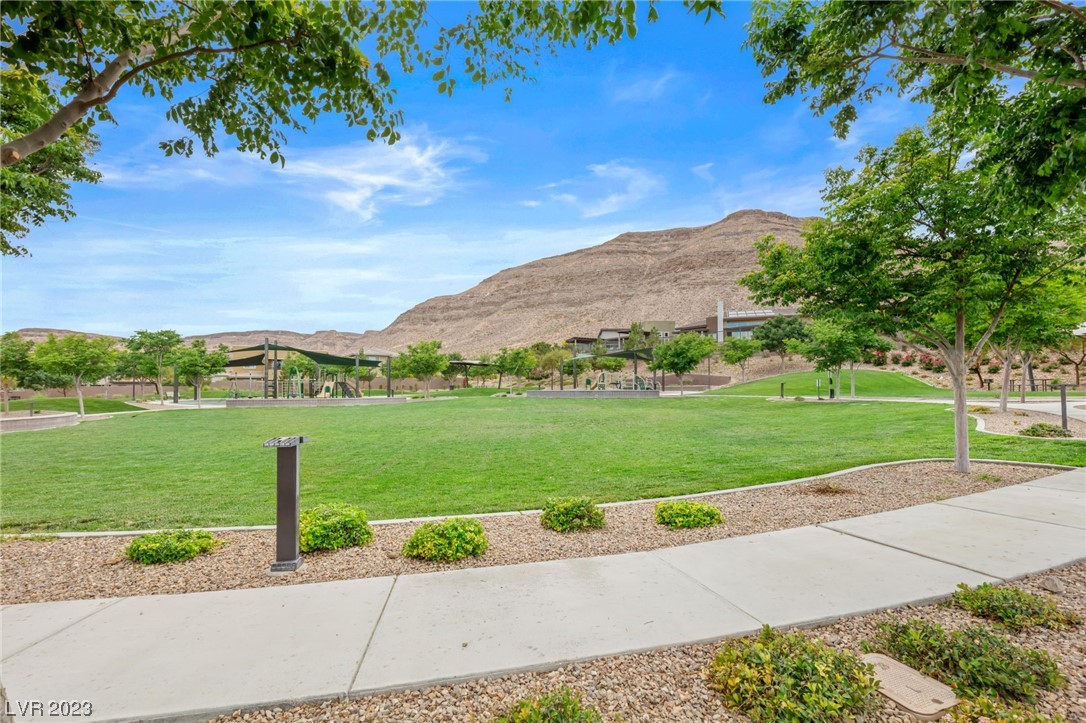 10290 Apache Blue Avenue