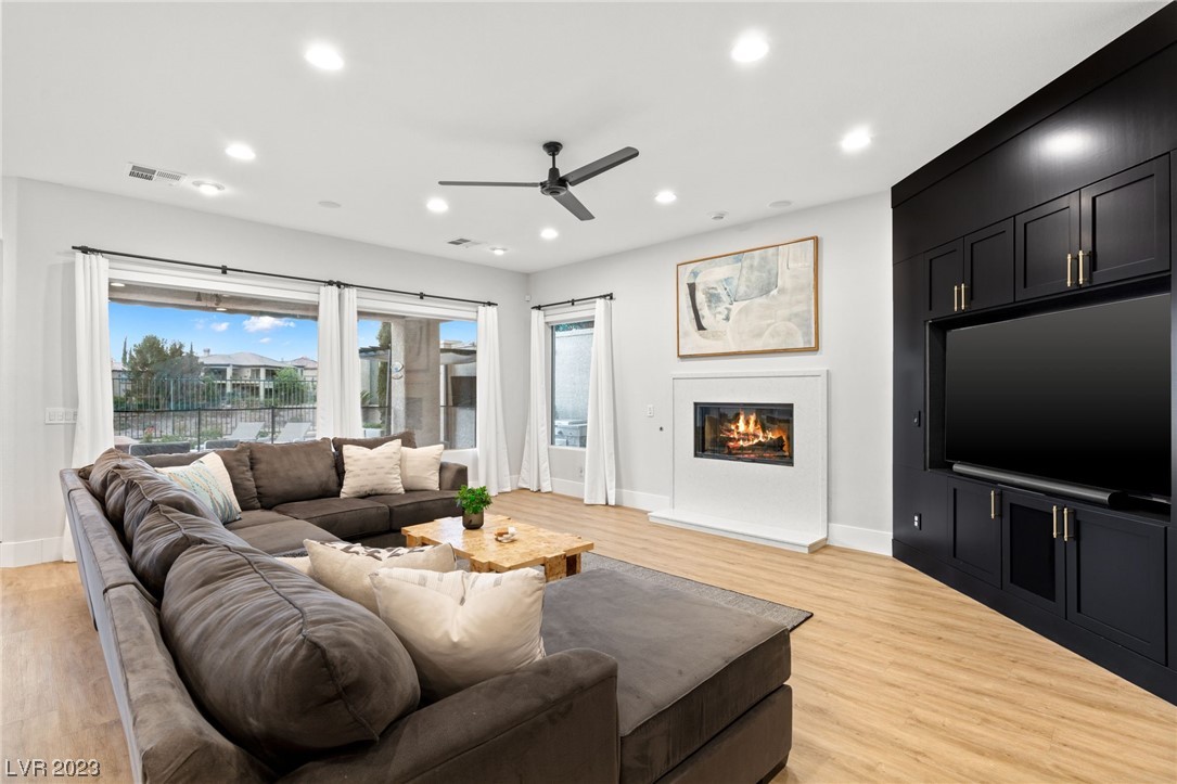 9721 Queen Charlotte Drive