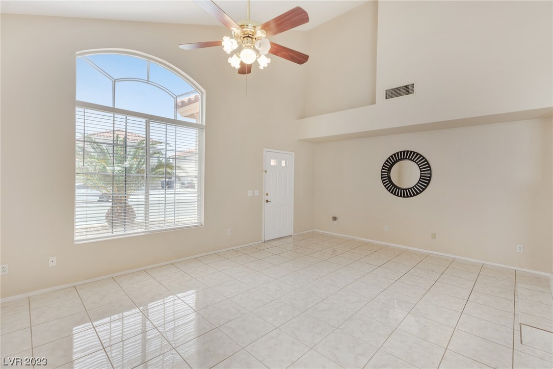 10074 Chinook Gale Court
