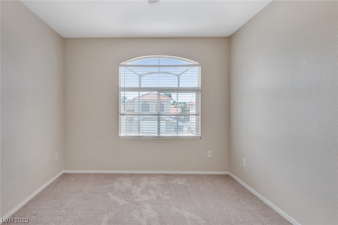 10074 Chinook Gale Court