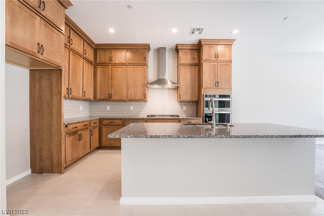 8989 Pinyon Bluff Street