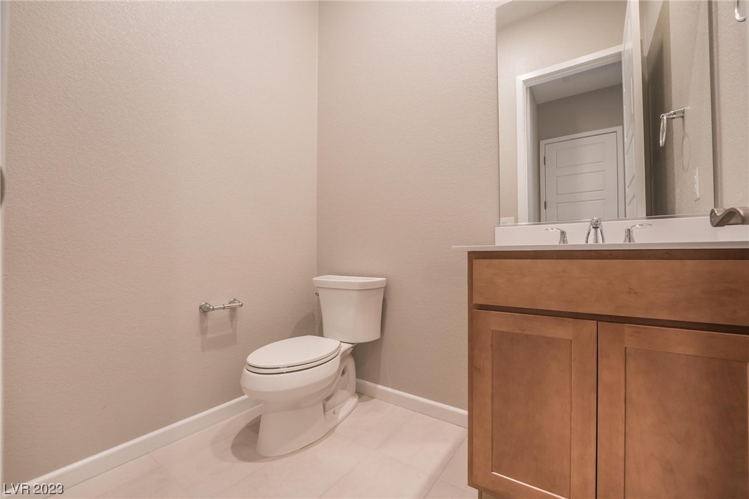 8989 Pinyon Bluff Street