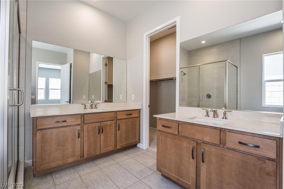 8989 Pinyon Bluff Street