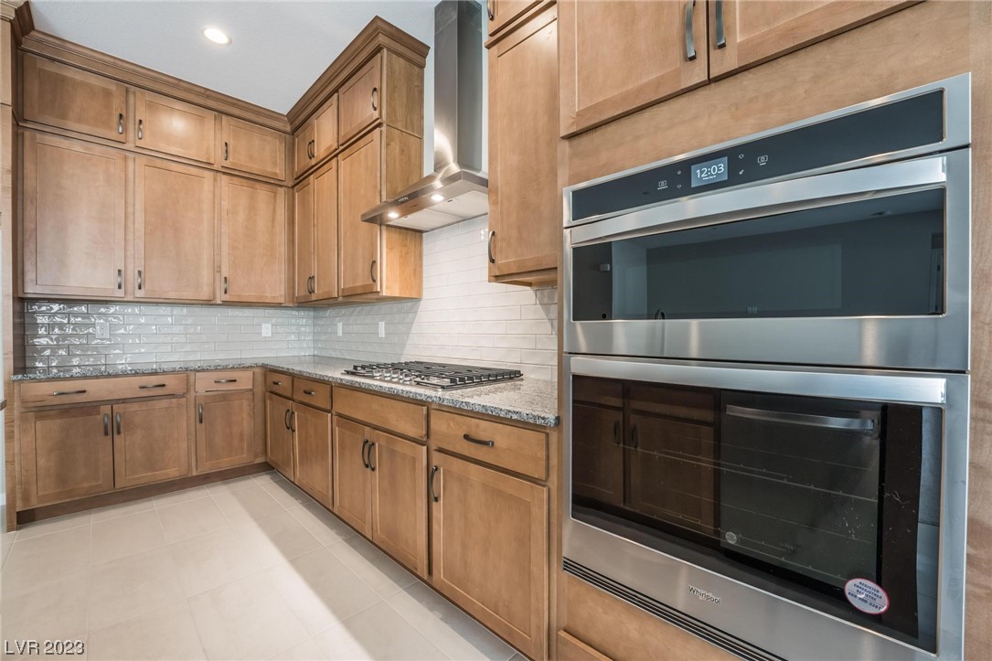 8989 Pinyon Bluff Street