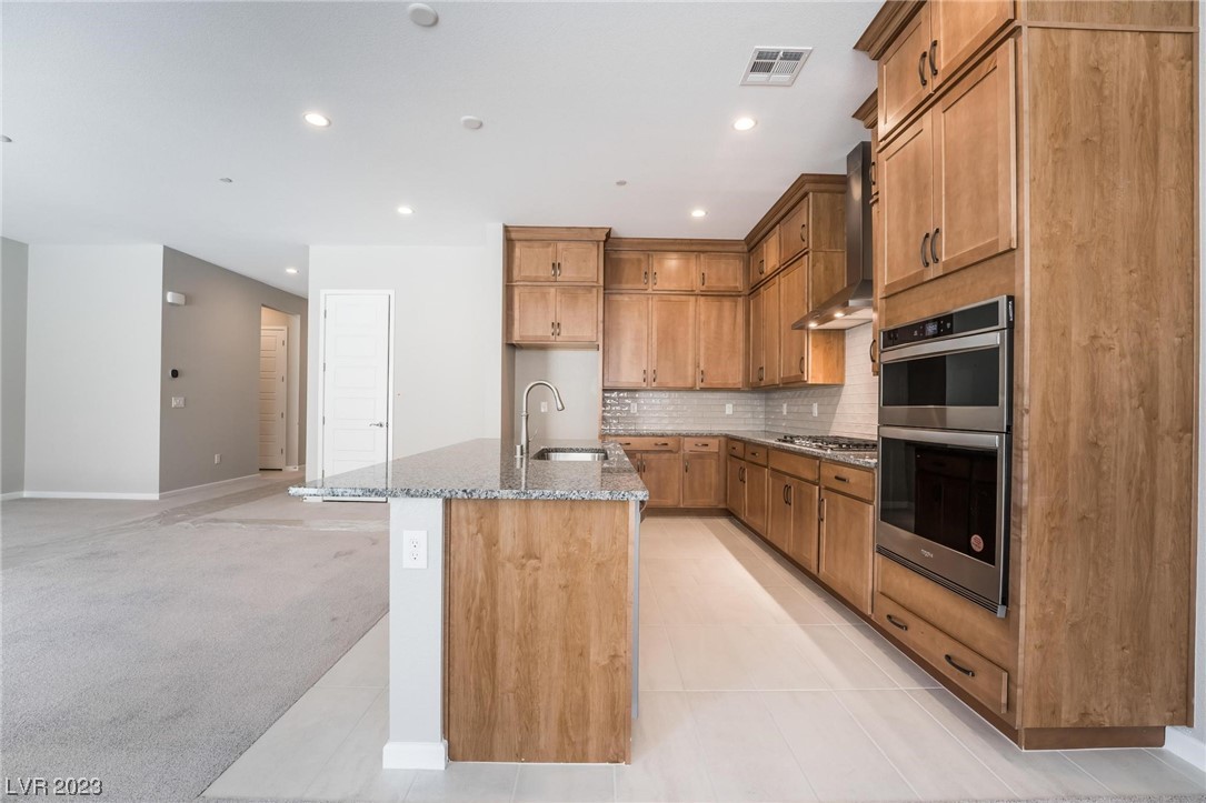8989 Pinyon Bluff Street