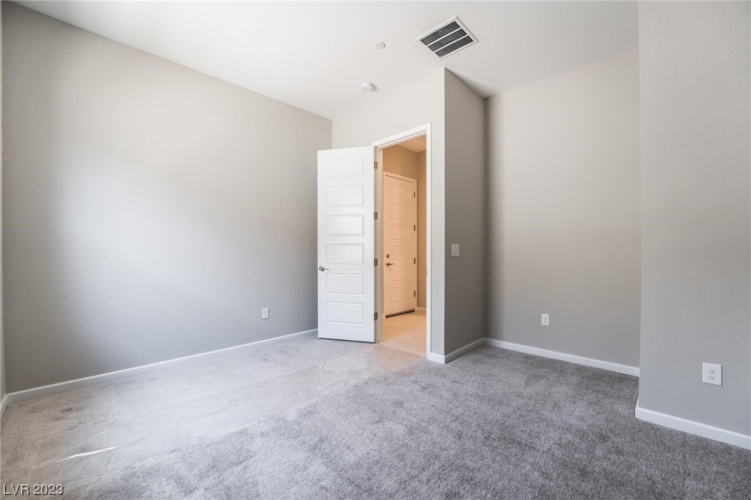 8989 Pinyon Bluff Street