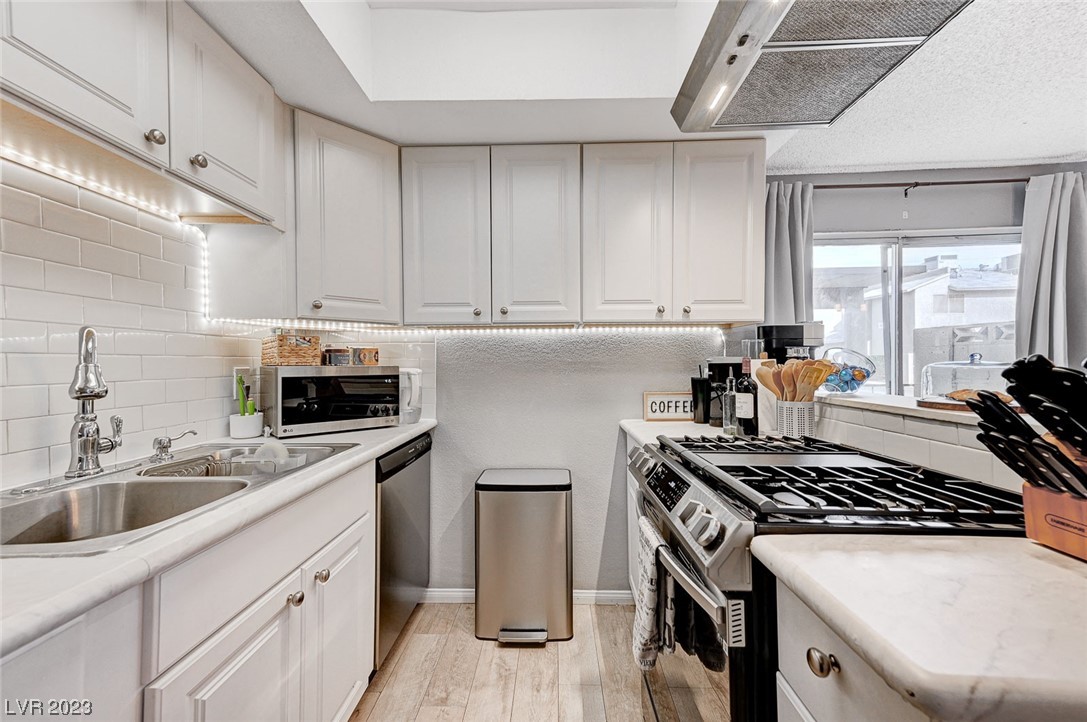 581 Sellers Place