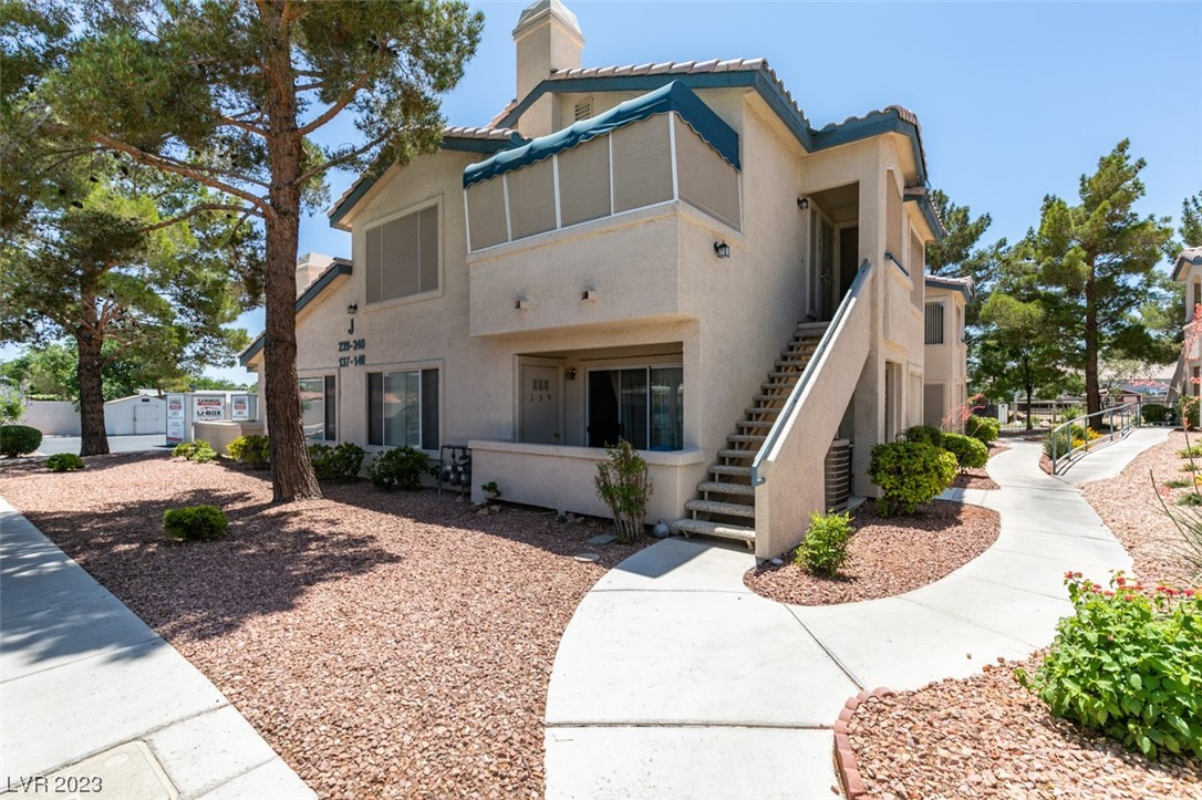 3425 E Russell Road Unit: 140