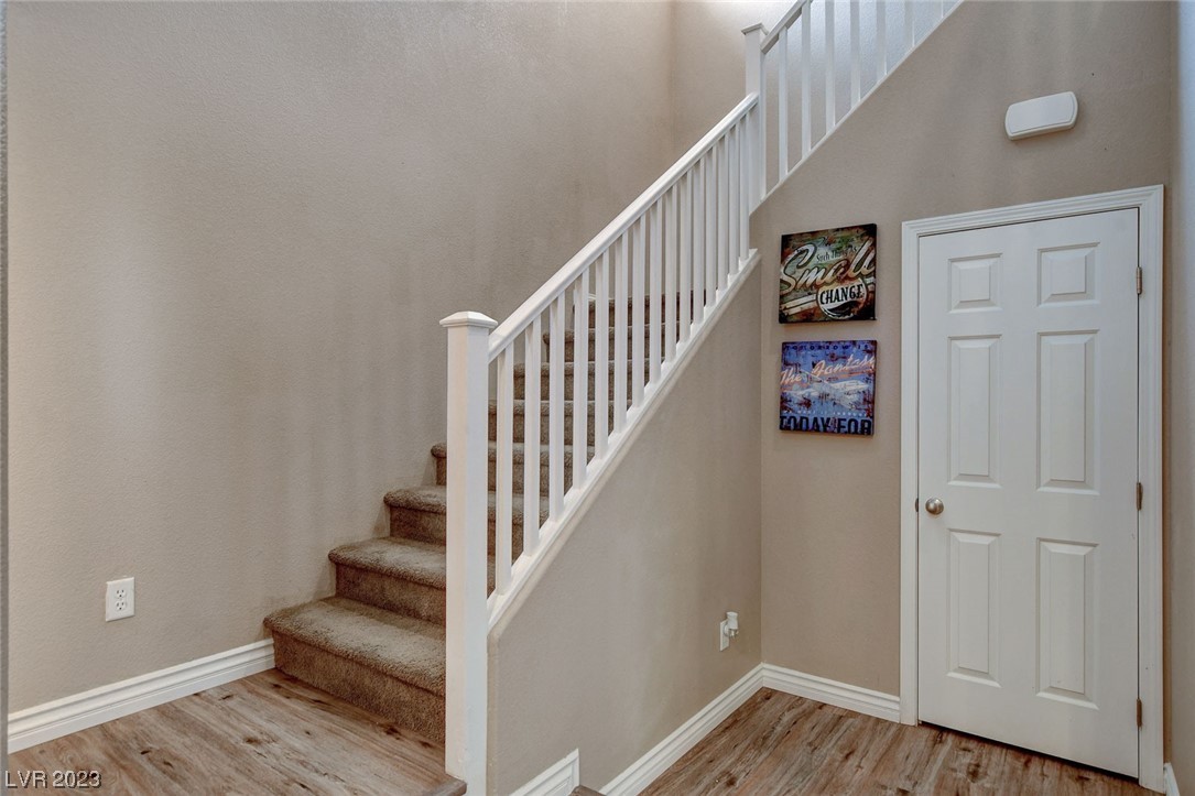 7514 Dancing Breeze Court