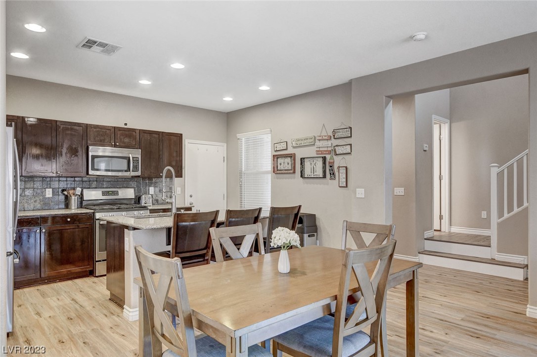 7514 Dancing Breeze Court
