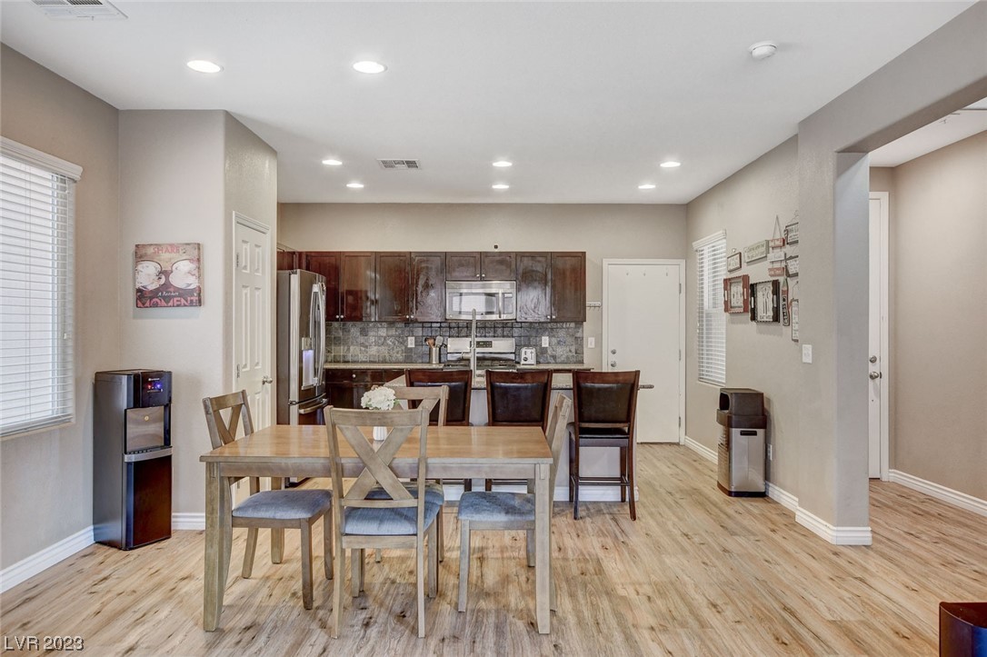 7514 Dancing Breeze Court