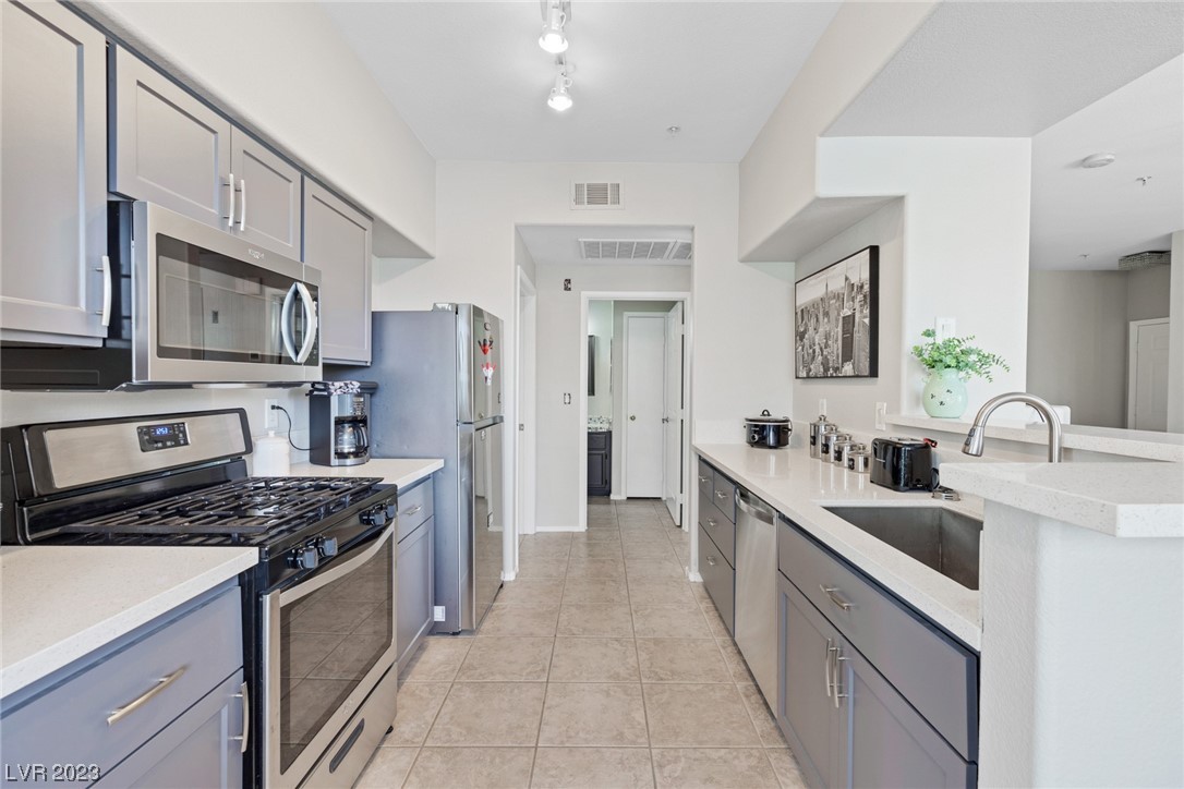 9050 W Warm Springs Road Unit: 1069