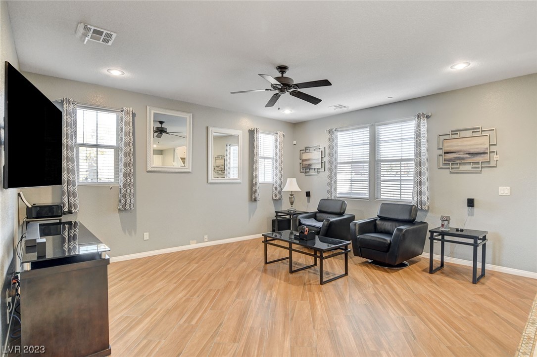 3181 Subtle Color Avenue