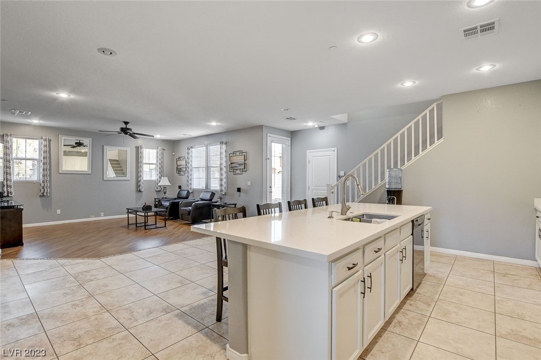 3181 Subtle Color Avenue