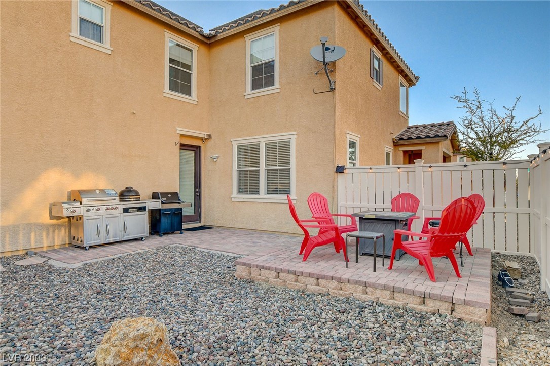 3181 Subtle Color Avenue